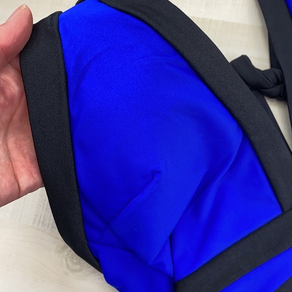 TED BAKER LONDON Triangle Cutout OnePiece Swimsuit - Picture 6 of 13